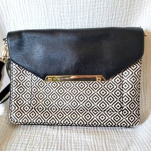 Stella & Dot convertible envelope clutch crossbody black and white